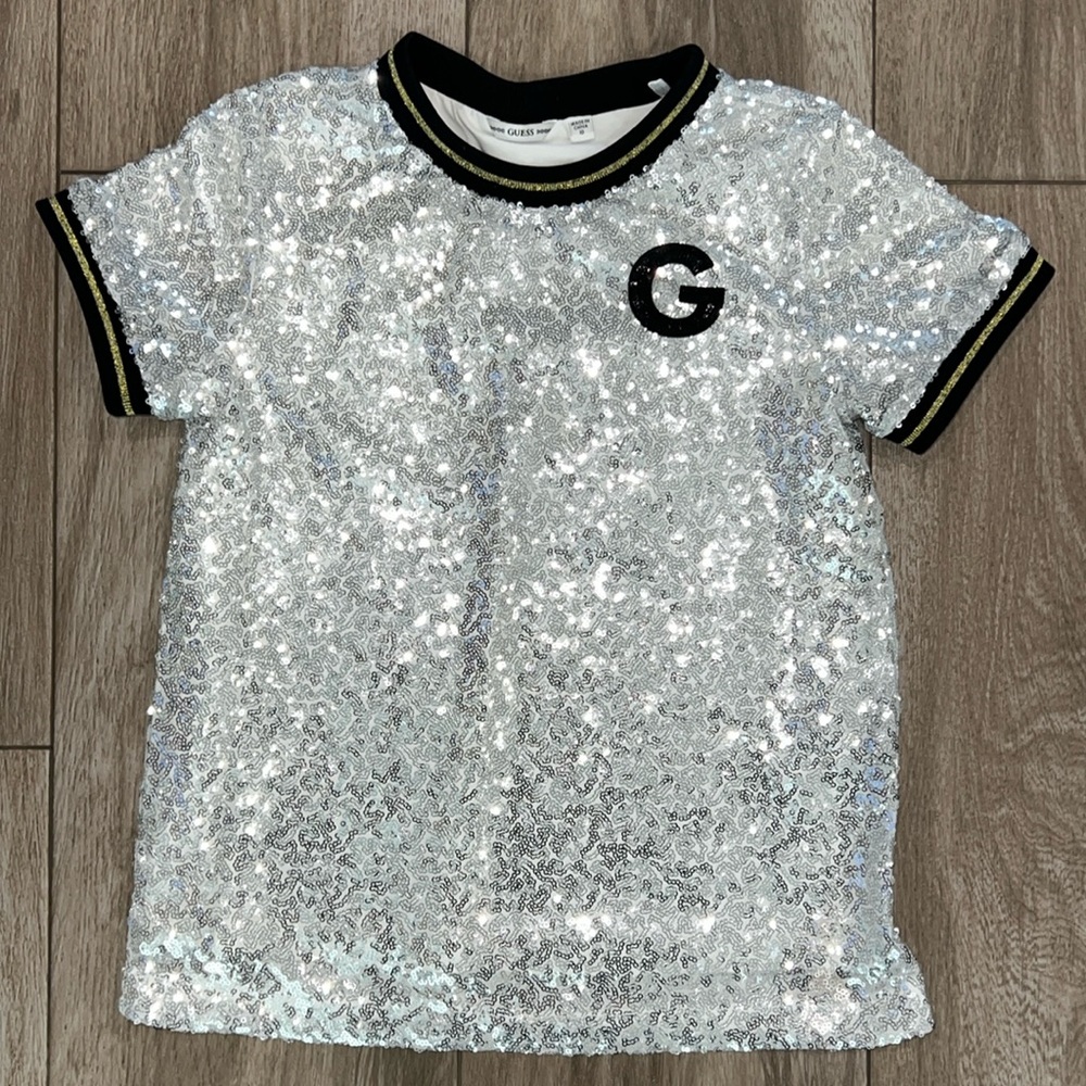 Guess Top